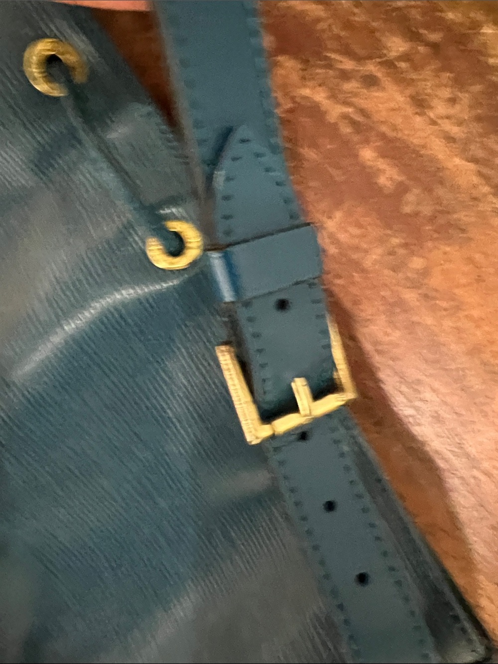 Louis Vuitton Teal Blue Epi Leather Drawstring Shoulder Bag - Picture 8 of 15